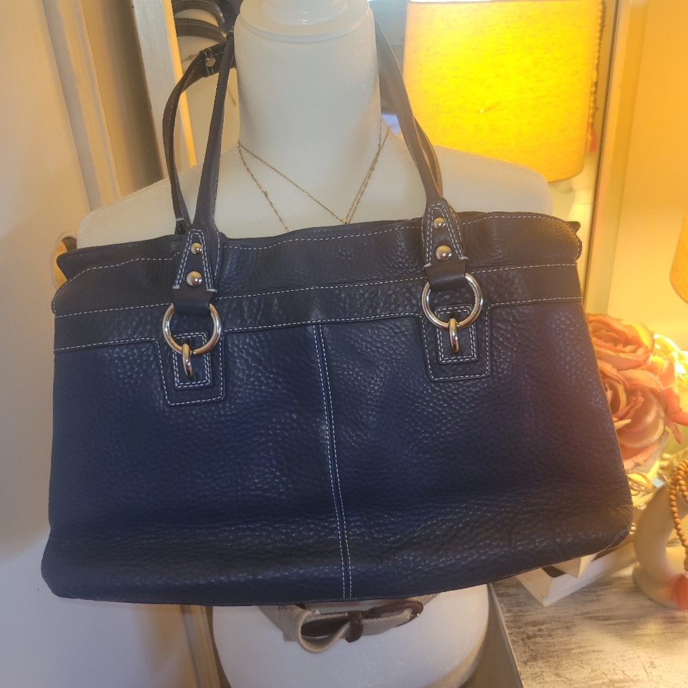 Coach Penelope carryall satchel... - Picture 3 of 15